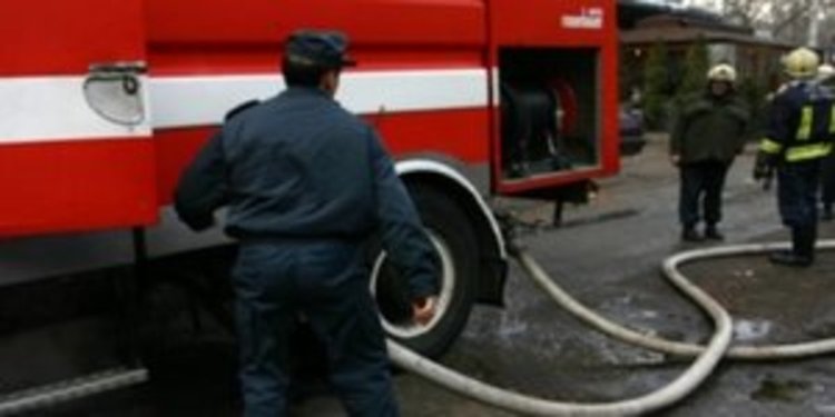 Два пожара горяха за денонощие