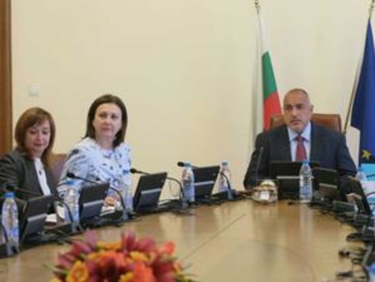 Правителството одобри подписване на споразумението ЕС-Канада