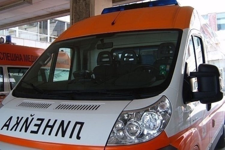 Мъж загина, двама са ранени при катастрофа 