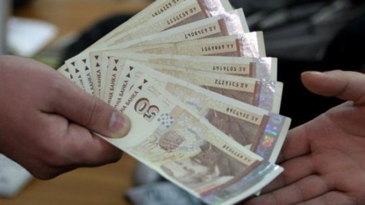 Официално: Минималната заплата от 1 януари става 460 лв.