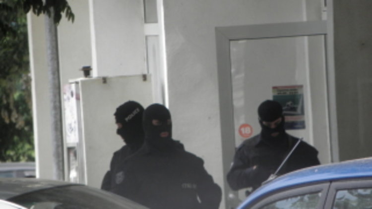 Двама от известните автокрадци арестувани от спецгрупа ”Кобра”