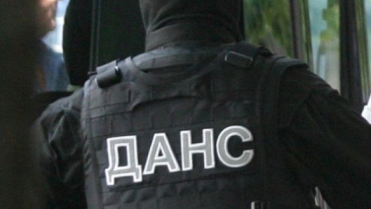 Единият от изгонените от ДАНС турски граждани дарил костюми на танцьори и певци в Кърджали