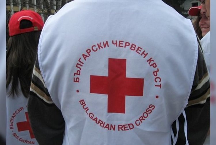 БЧК учи как да реагираме при наводнения