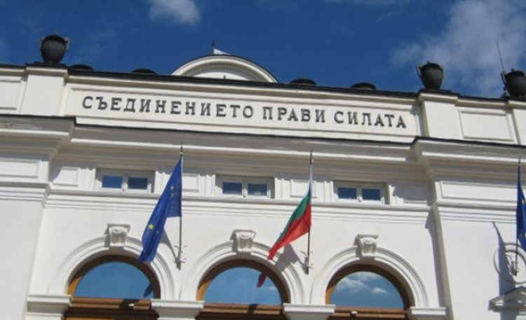 Промените за мажоритарния вот влизат в парламента