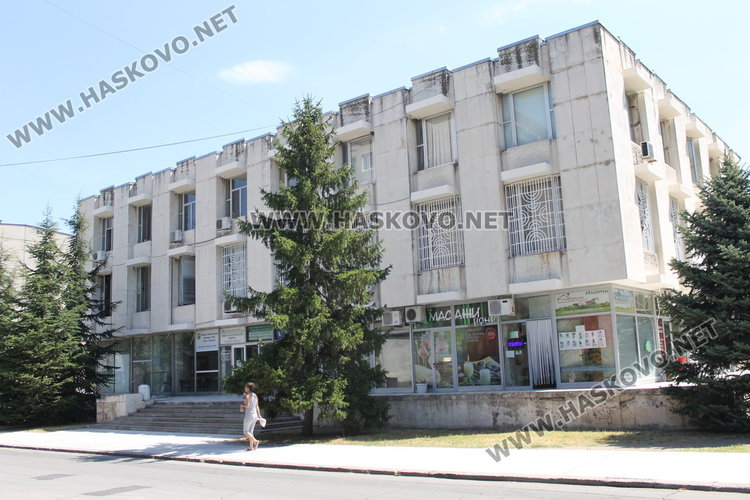Търсят шофьори, кранисти и арматуристи на борсата в Димитровград