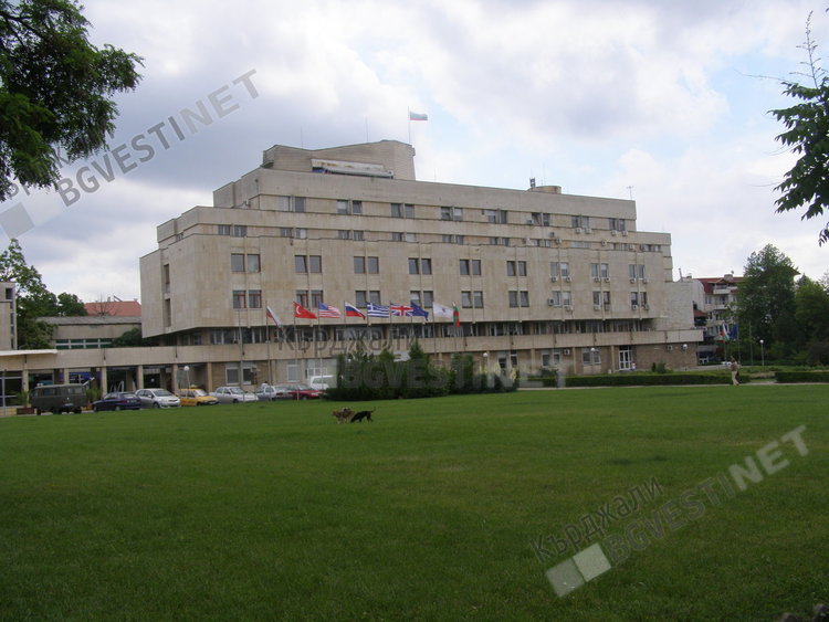 Върховната административна прокуратура оспори наредби на общините Кърджали, Джебел, Момчилград