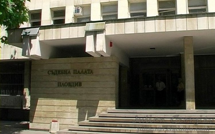 Стартира делото срещу неправоспособен шофьор, причинил смъртта на 19-годишно момиче