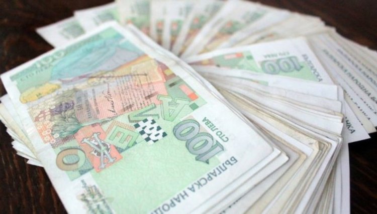 Окончателните данъци от доходи в чужбина се декларират до 30 април