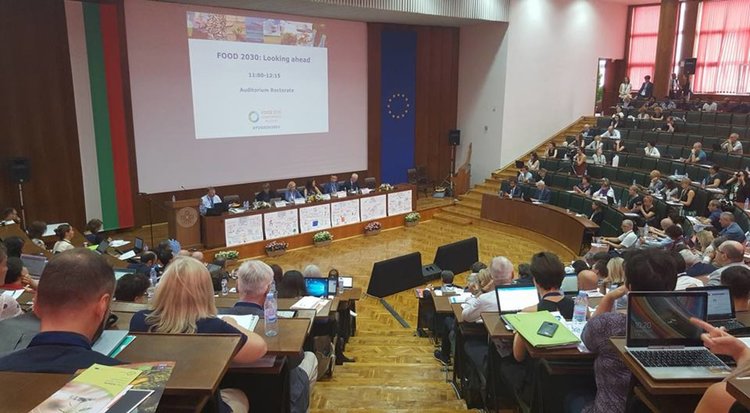 Евродепутатът Уручев участва в конференция за храните и сигурността им в бъдеще