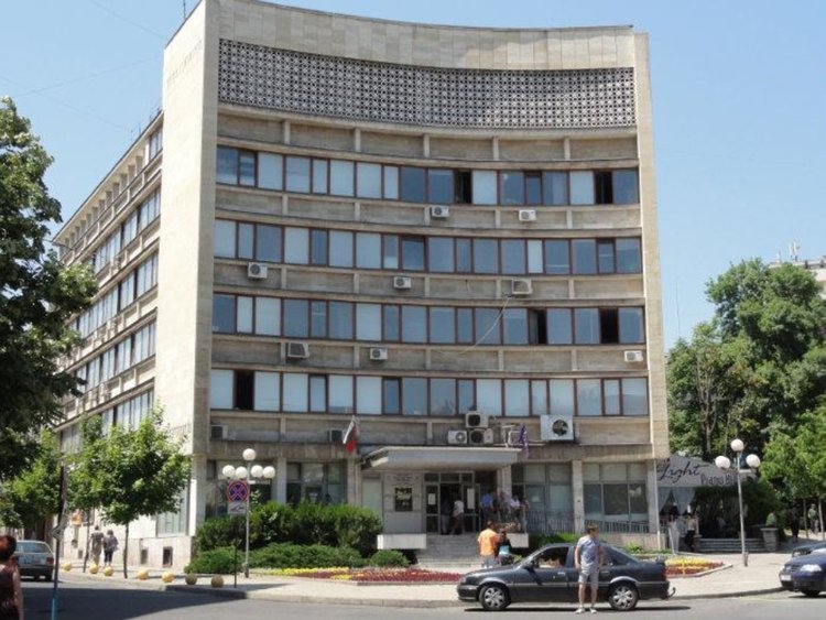 Най-много хасковлии ровят през лятото в НАП за здравния си статус 