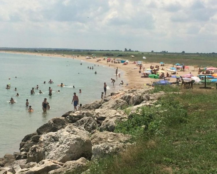 Морето край Дуранкулак изхвърли труповете на две деца