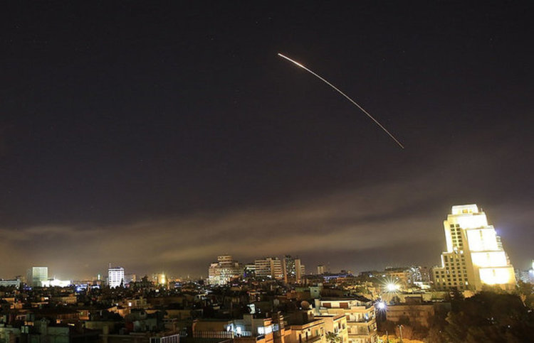 Американските военни в Сирия готови за руски удари