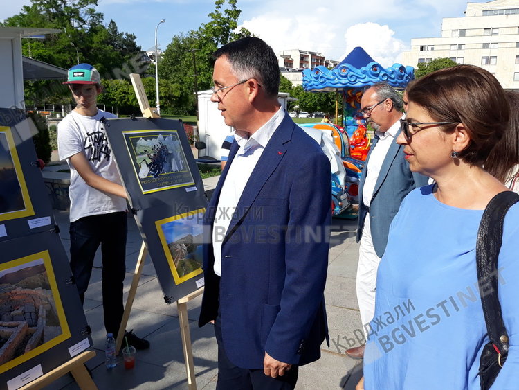 Кърджали отново ще събере млади художници и фотографи от цялата страна
