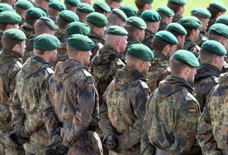 Елитни военни в Германия готвели политически убийства 