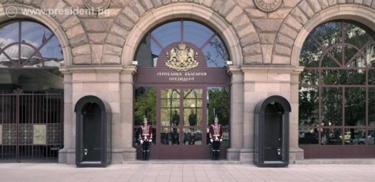 Въоръжен опита да нахлуе в сградата на президентството