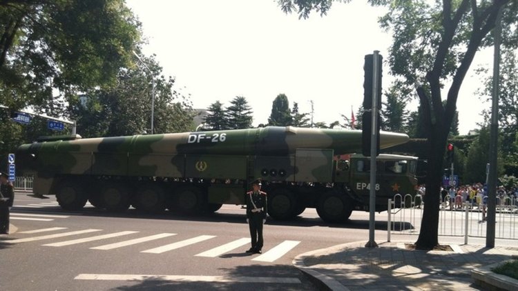 Китай демонстрира военната си сила