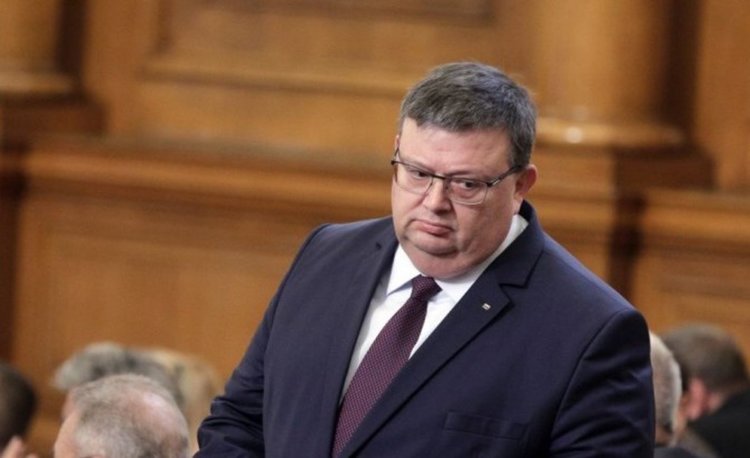 Главният прокурор Сотир Цацаров взе на специален надзор разследването срещу Лютви Местан