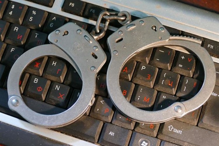 ГДБОП задържа четирима за онлайн сексуална експлоатация и кибертормоз на деца