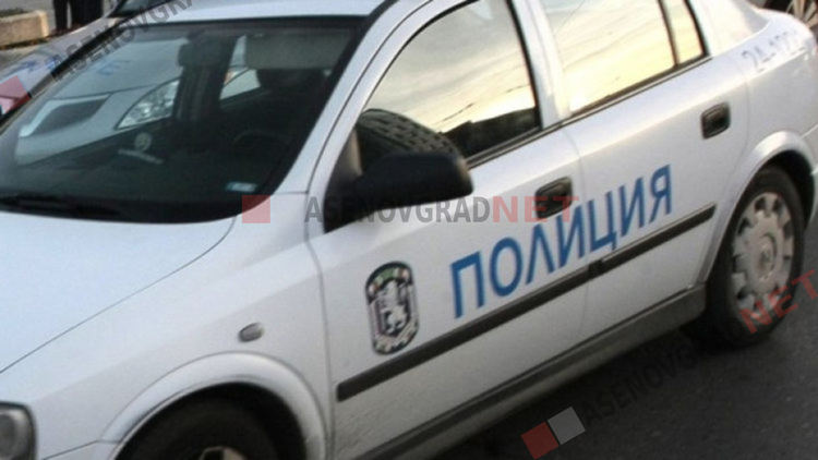 Тийнейджъри обърнаха два буса на Асеновградско шосе