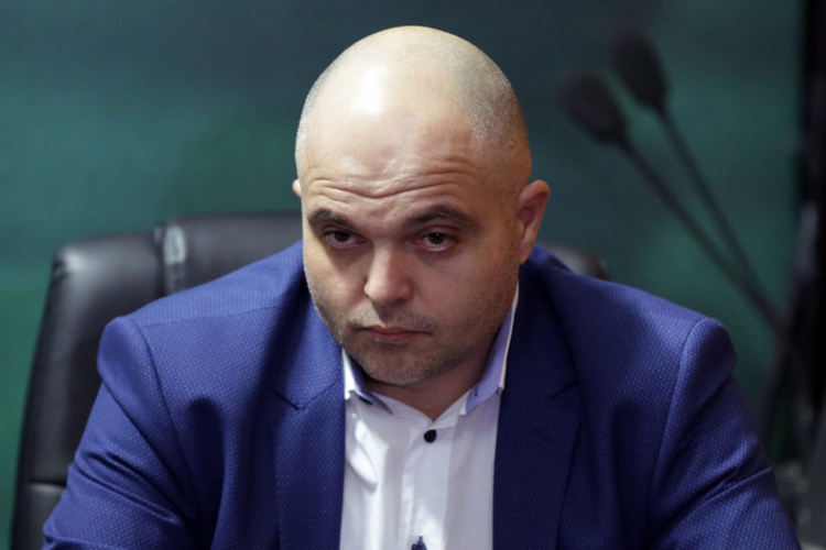 Слави Ангелов е нападнат заради журналистическата си работа