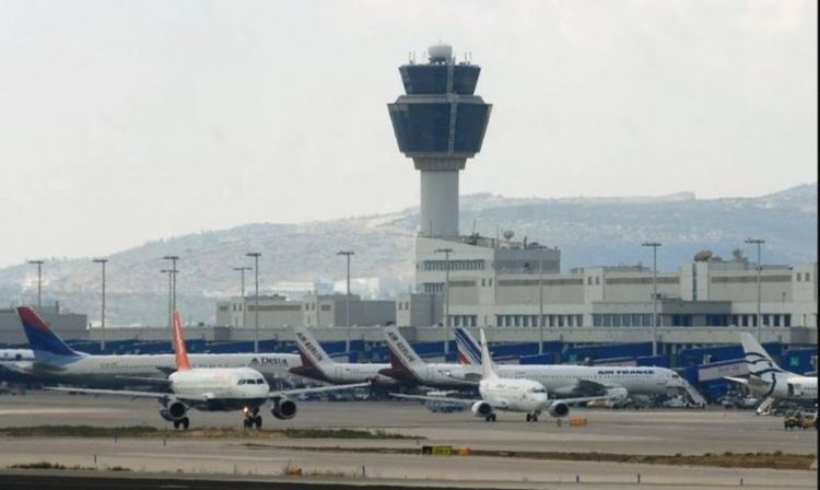 Гърция със задължителната карантина за всички пристигащи до края на май, тестване - за чужденците