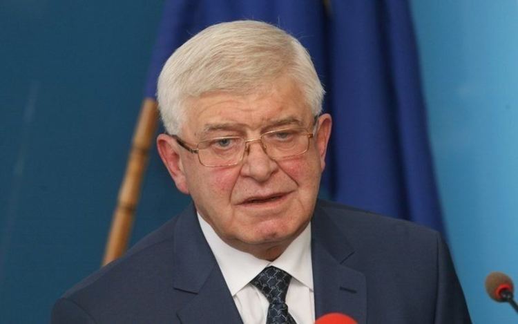 Задължителни маски на закрито. Какво ще се спазва до 15 юли (заповеди)
