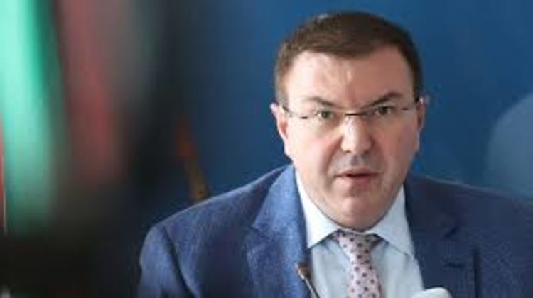 Щабът: Виждаме разколебаване в хората по отношение на дисциплината (на живо)