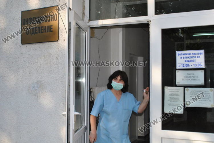 Почина 80-годишен с коронавирус, 11 са заразени в Хасковско 