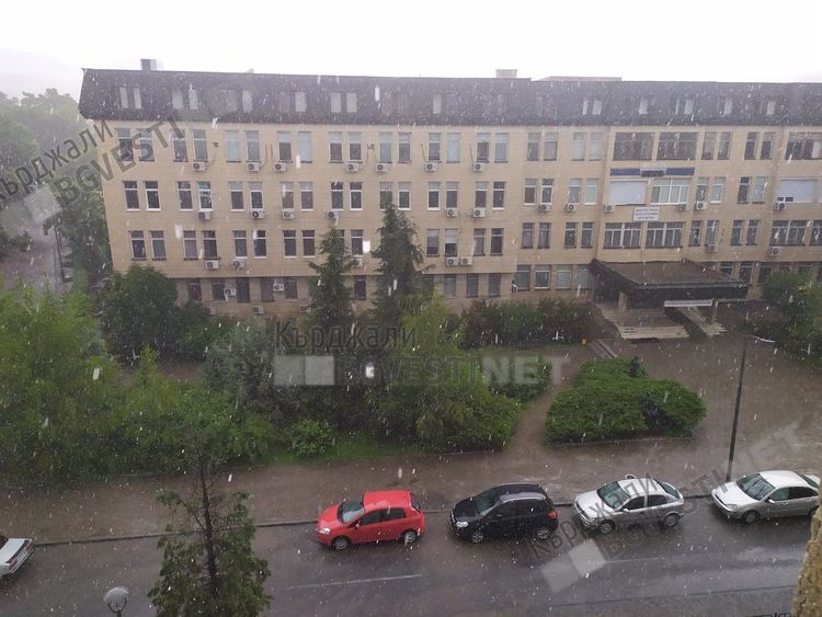 Предимно облачно със слаб дъжд днес в Кърджали