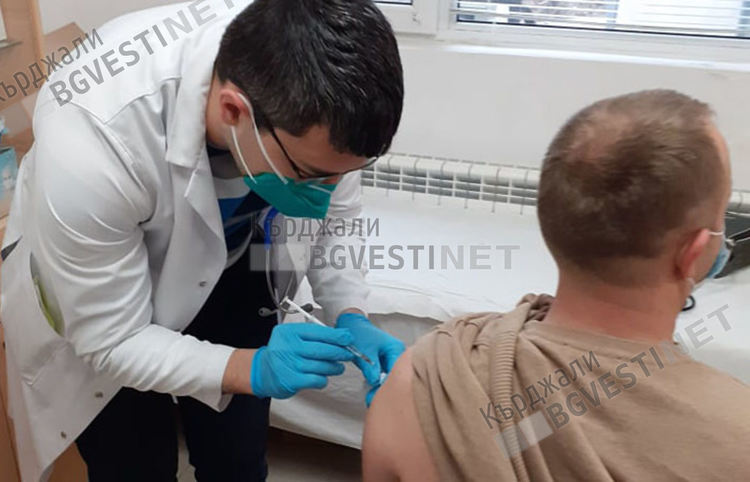 38 251 ваксинирани в областта,отново няма заразен през последното денонощие