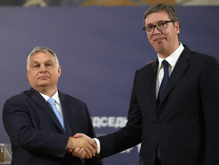Ако ЕС не се разшири, ще се разпадне, заяви Орбан в Белгад