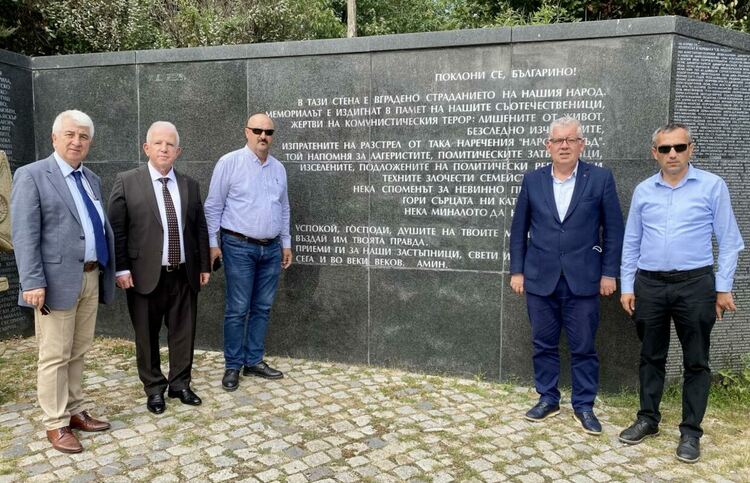 Изселническа организация постави въпроса за майчиния език пред Бойко Борисов