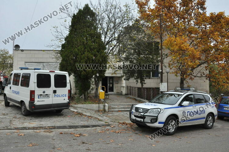 Заради разклатено здраве четирима от задържаните в акцията за изборно пазарувани пуснати от ареста