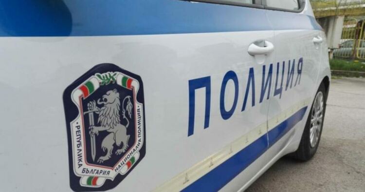 Двама пострадаха при катастрофа