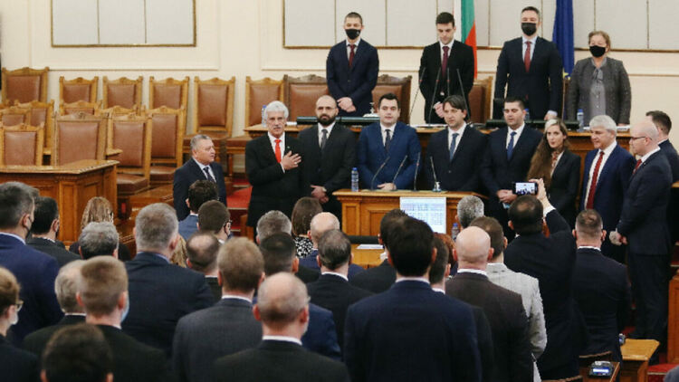 Новите двама депутати от Хасково положиха клетва