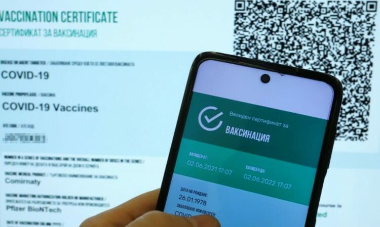 "Зеленият сертификат" или да обхване целия обществен живот, или да отпадне, обявиха ресторантьори