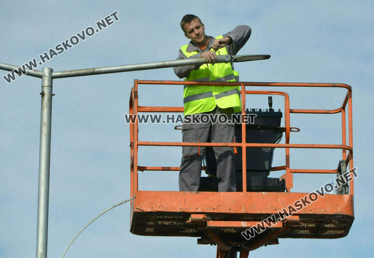 Засега Хасковска община удържа за режим на тока в уличното осветление