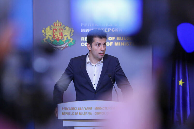 Кирил Петков: България не е поемала ангажимент за доставка на военна техника в Украйна