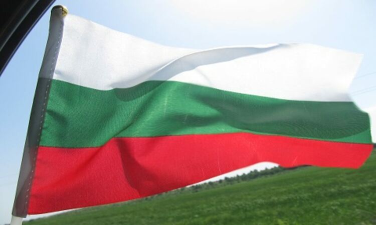 100 знамена по случай 3-ти март ще раздаде община Асеновград