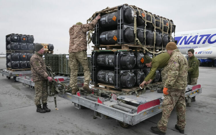 Естония достави военна помощ на Украйна, САЩ предоставят противотанкови системи за 100 млн. долара