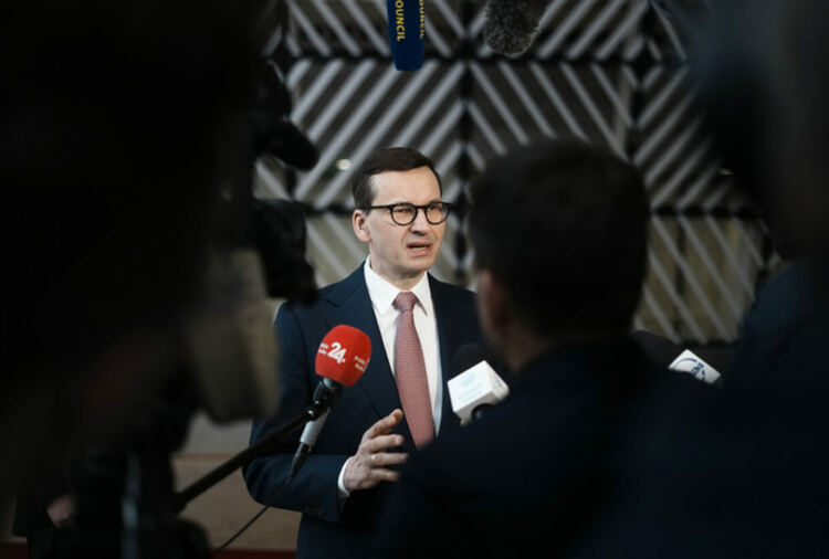 Полша е готова да приеме най-малко 10 000 ранени украински войници