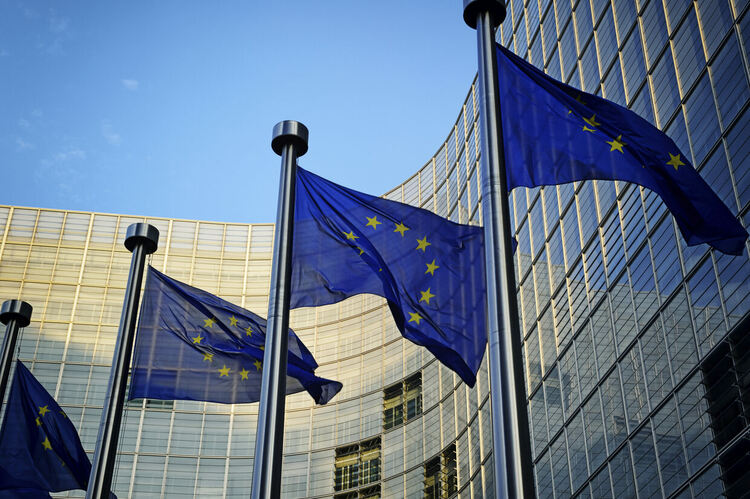 ЕК прогнозира инфлация от близо 12% за България