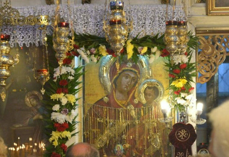 С традиционното литийно шествие Асеновград отбелязва празника Преполовение