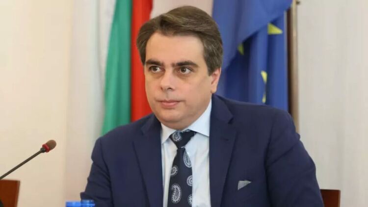 Асен Василев: Няма проектозакон!