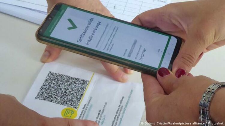 Зеленият сертификат за влизане в Италия отпада от утре
