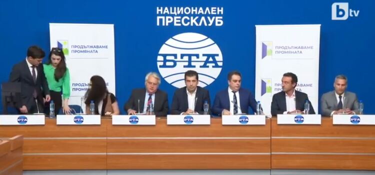 Кирил Петков обяви, че продължава с правителство на малцинството