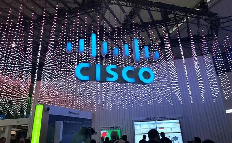 IT катастрофа в Русия. 10% от сървърите спират, Cisco и IBM отказват продължаване на лицензите