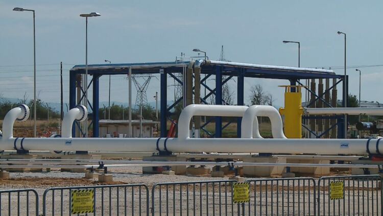 Депутатите се скараха за газа