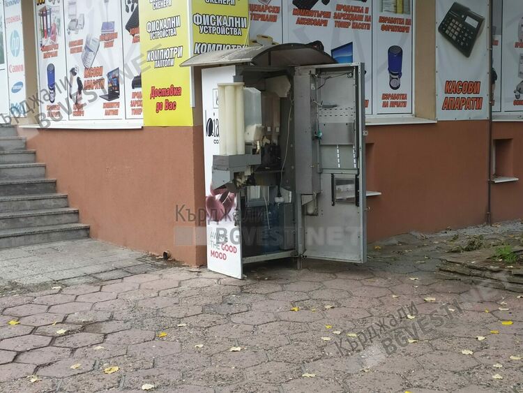 Банда тинейджъри, специализирана в разбиване на кафеавтомати, бе заловена в Кърджали