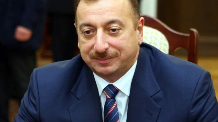 Азербайджан отказа преговори с Армения с участието на Макрон